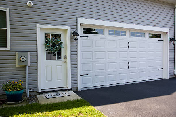 24/7 Emergency Garage Door Roller Replacement experts in Lompoc, CA